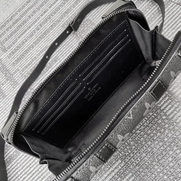 ルイヴィトンバッグ着用イメージ